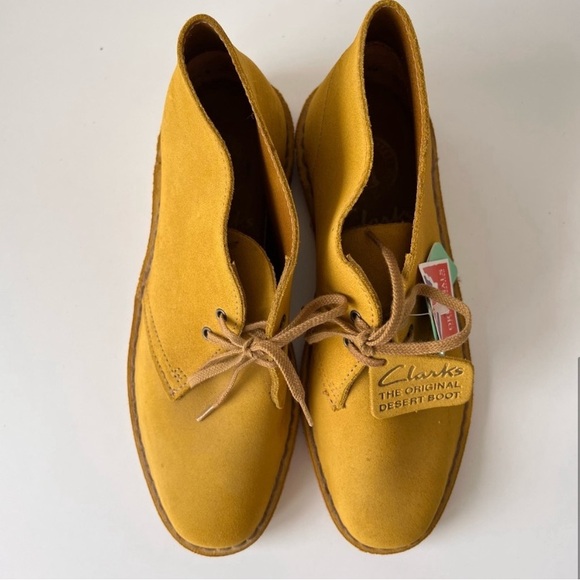 CLARKS Desert Boot - Picture 5 of 9